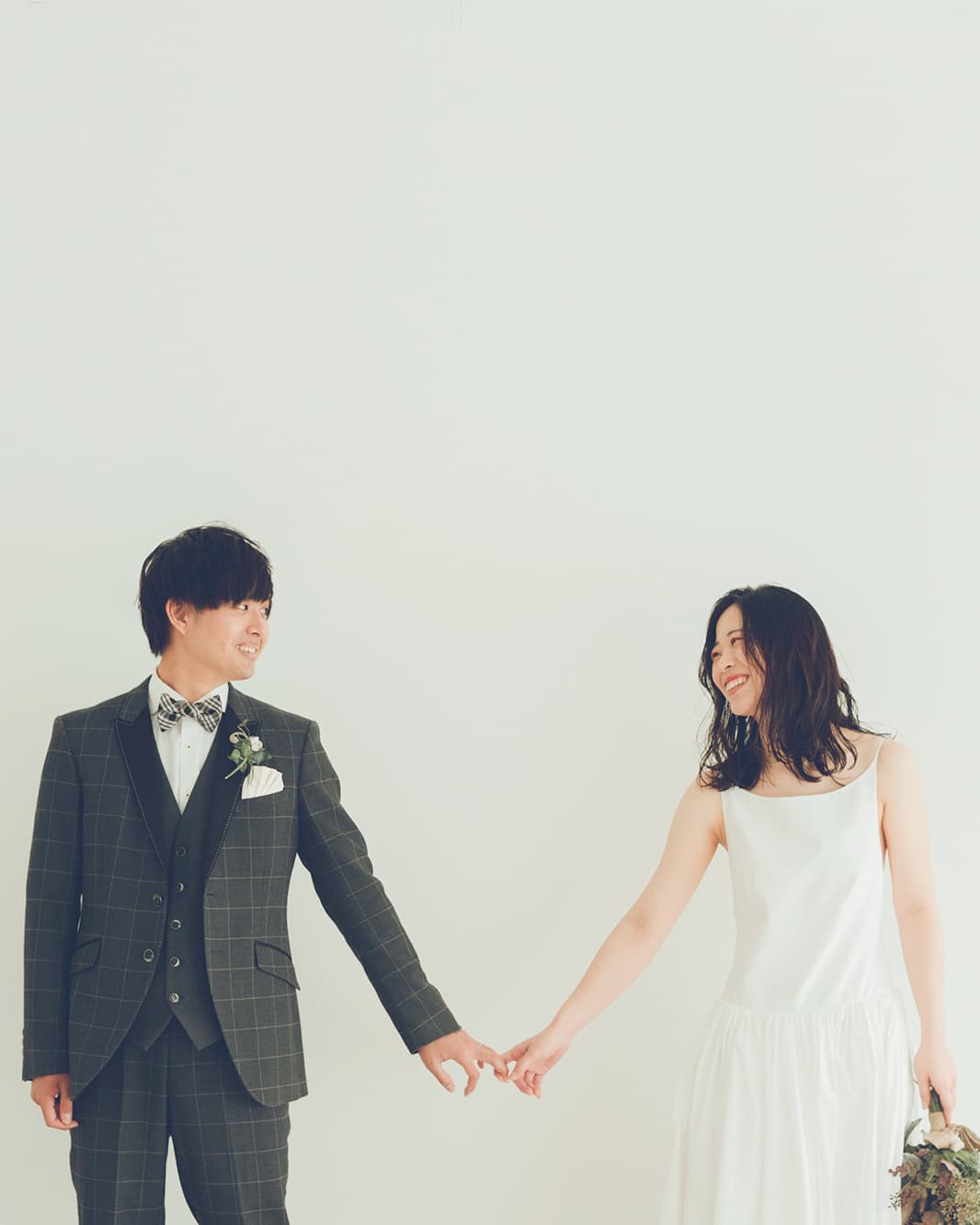 白いスタジオ｜ユーモアウェディング