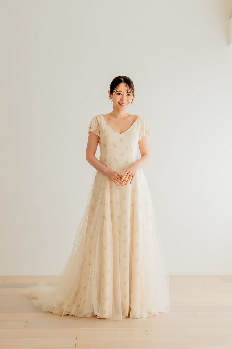 ユーモアウェディング｜andumore｜ドレス