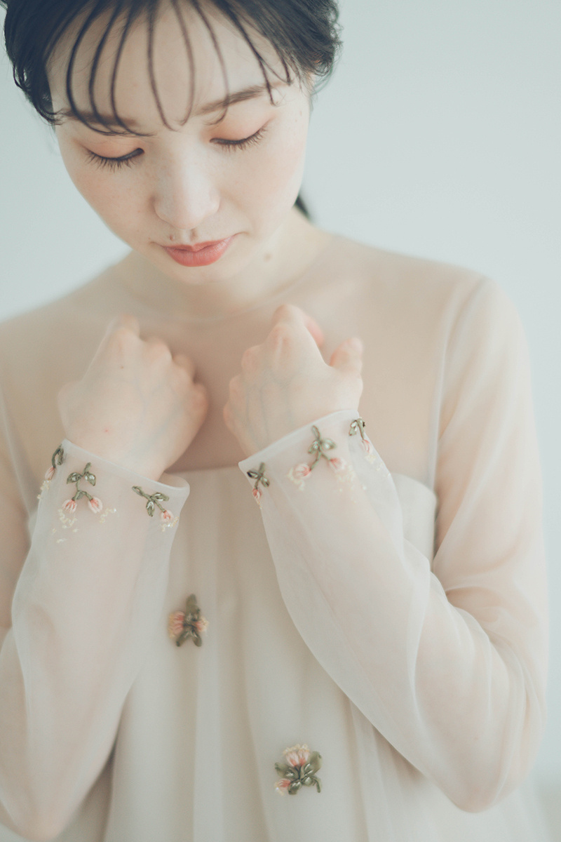 ユーモアウェディング｜andumore｜ドレス