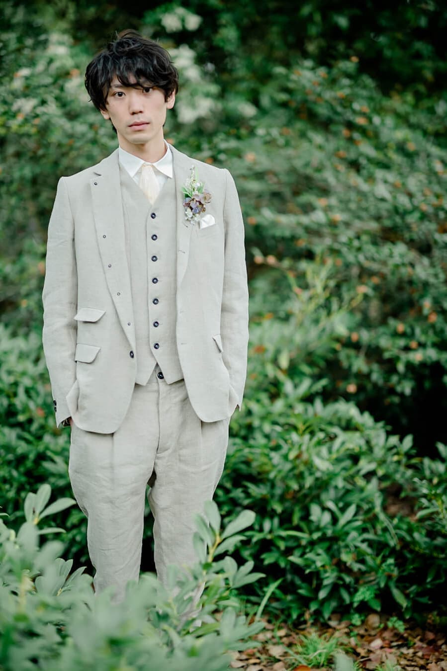 ユーモアウェディング｜andumore｜タキシード